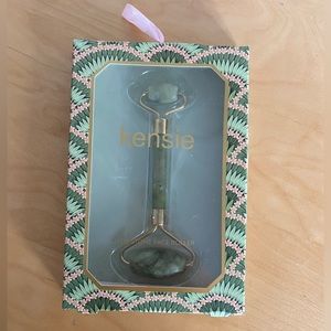 Brand new face roller